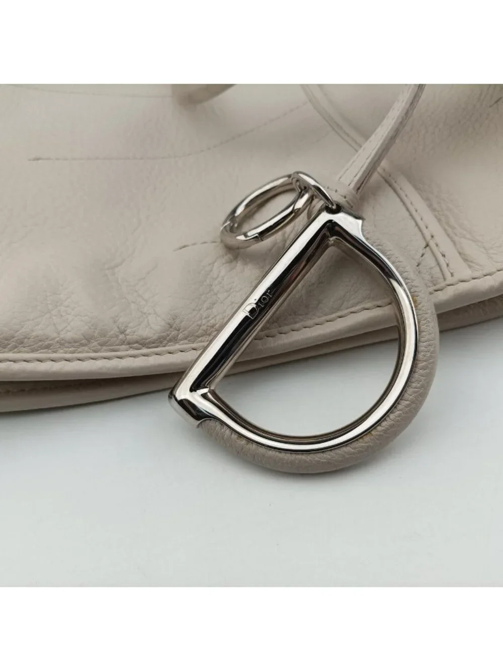 Dior 61 Hobo White Leather 17 BO